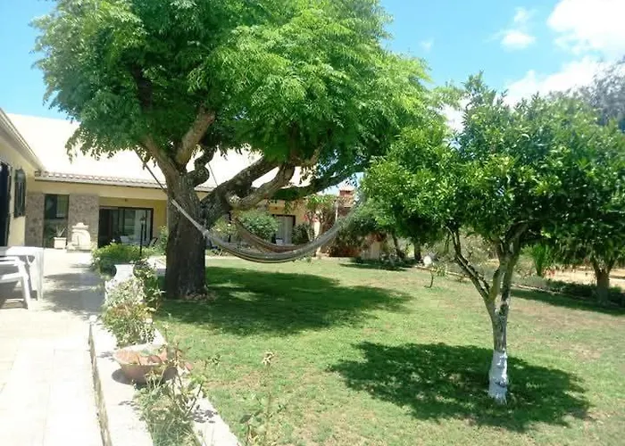 Quinta Aves - Familiar Nº 2 招待所