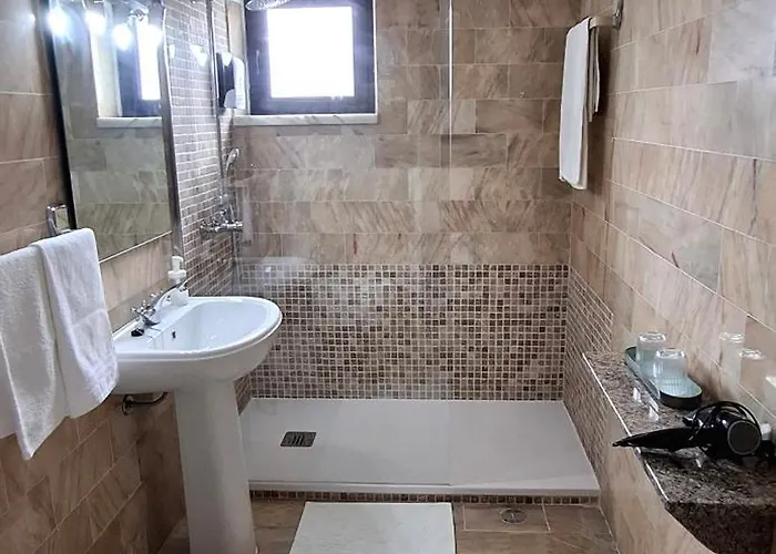 Quinta Aves - Familiar Nº 2 Pensión